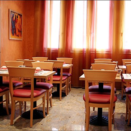 Grand Hotel Dore Paris Restaurant foto