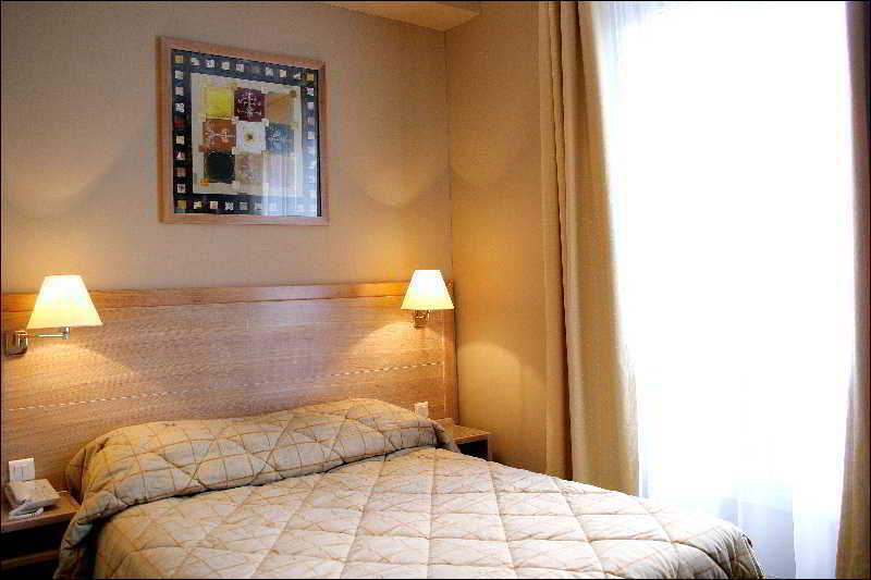 Grand Hotel Dore Paris Zimmer foto